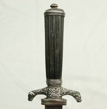 AMERICAN REVOLUTIONARY WAR PERIOD ENGLISH SILVER-HILTED OFFICER'S CUTTOE
