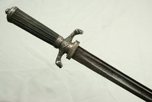 AMERICAN REVOLUTIONARY WAR PERIOD ENGLISH SILVER-HILTED OFFICER'S CUTTOE