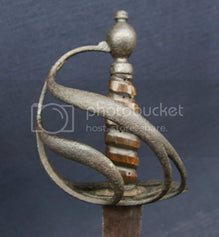 AMERICAN REVOLUTIONARY WAR PERIOD ENGLISH HANGER