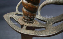 AMERICAN REVOLUTIONARY WAR PERIOD ENGLISH HANGER