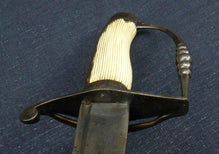 BRITISH CA.1790 LIGHT COMPANY OFFICER'S FIGHTING SWORD