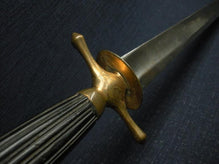 BRITISH OR AMERICAN NAVAL OFFICER'S FIGHTING DIRK CA.1795-1805