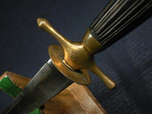 BRITISH OR AMERICAN NAVAL OFFICER'S FIGHTING DIRK CA.1795-1805