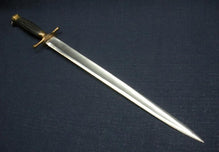BRITISH OR AMERICAN NAVAL OFFICER'S FIGHTING DIRK CA.1795-1805